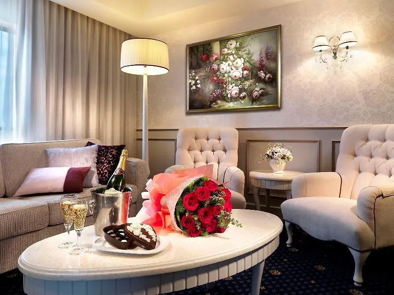 Grand Seasons Hotel Kuala Lumpur 4*,